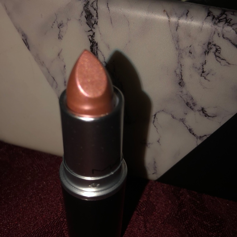 NEW MAC Lipstick